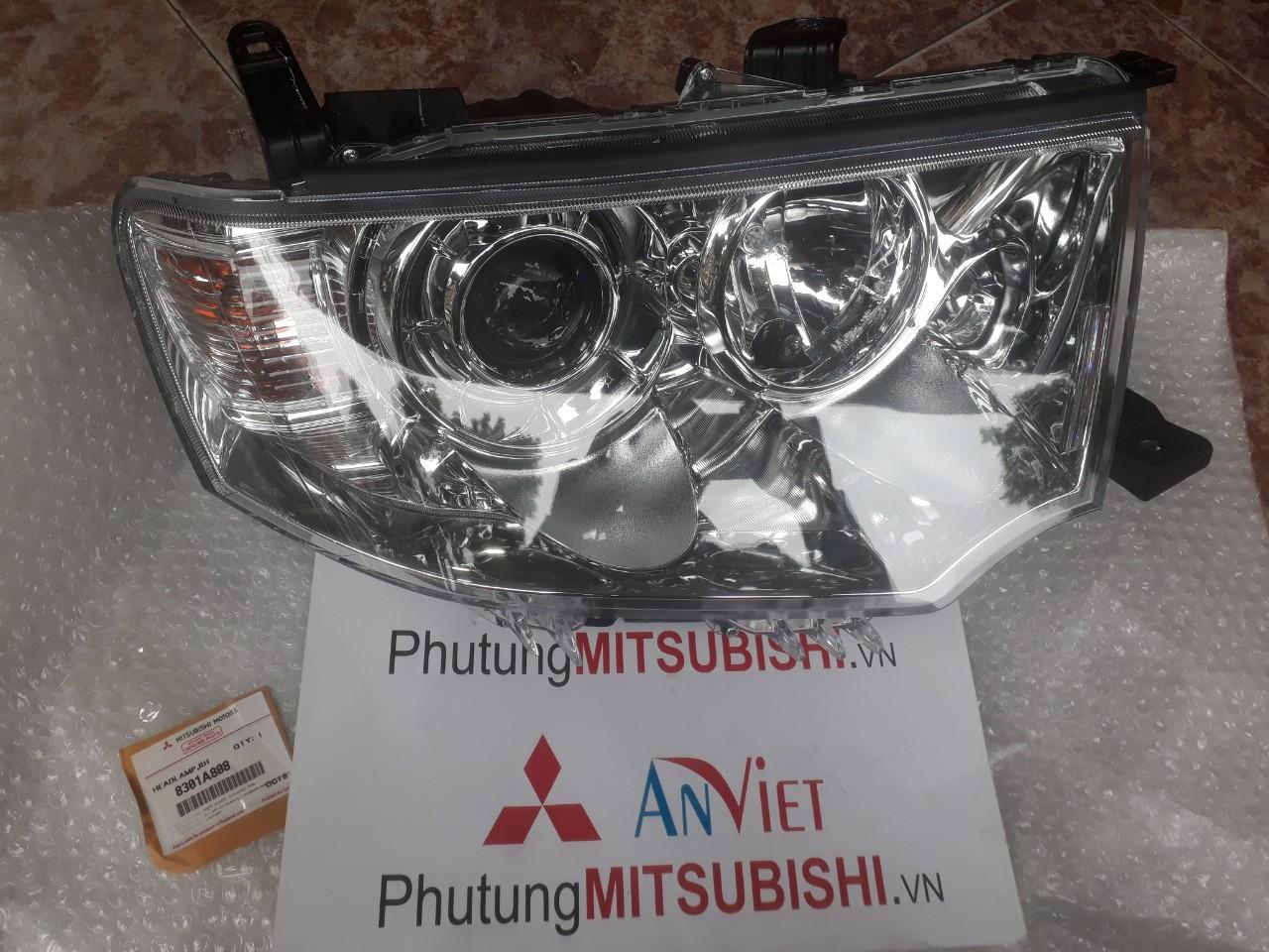 Đèn pha xe Mitsubishi Pajero Sport chính hãng
